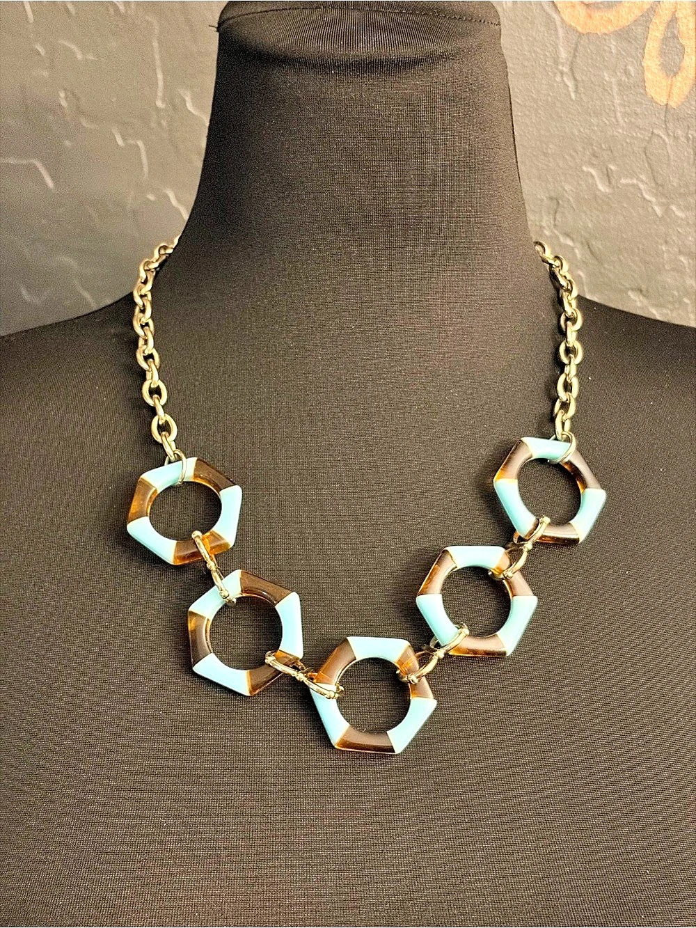Geometric Statement Necklace in Gold & Green Like New